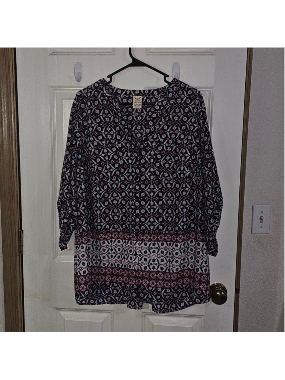 Faded Glory womens size 2x polyester floral casual blouse.